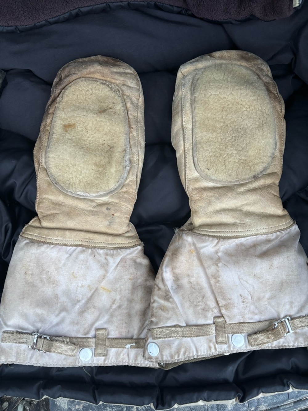 Vintage Military Issued Mittens